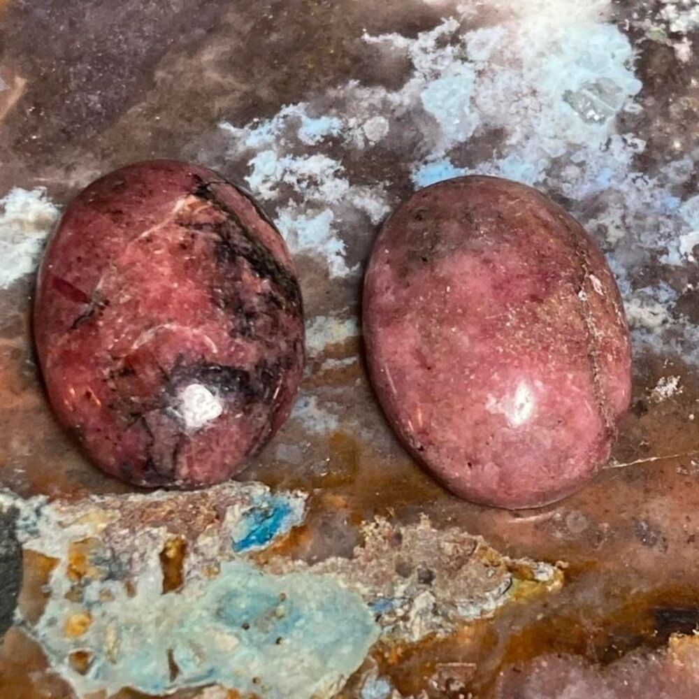 Pink & red rhodonite oval cabochons vintage old stock